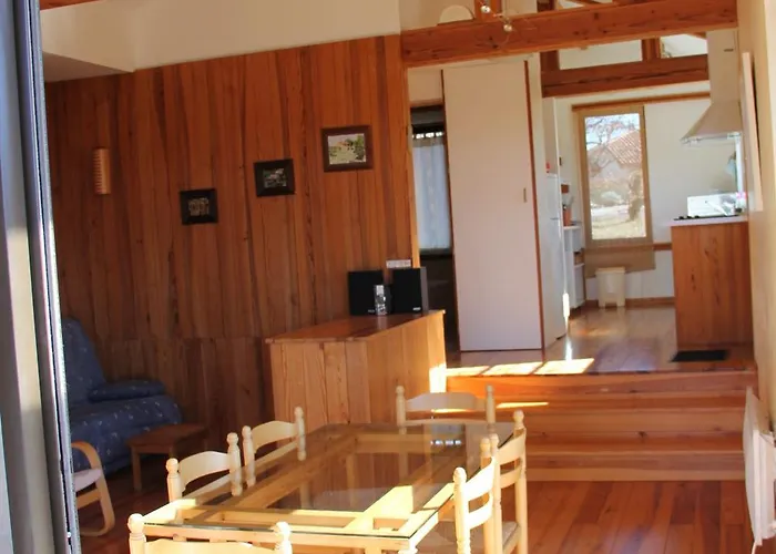 펜션 Des Camazets Avec Piscine